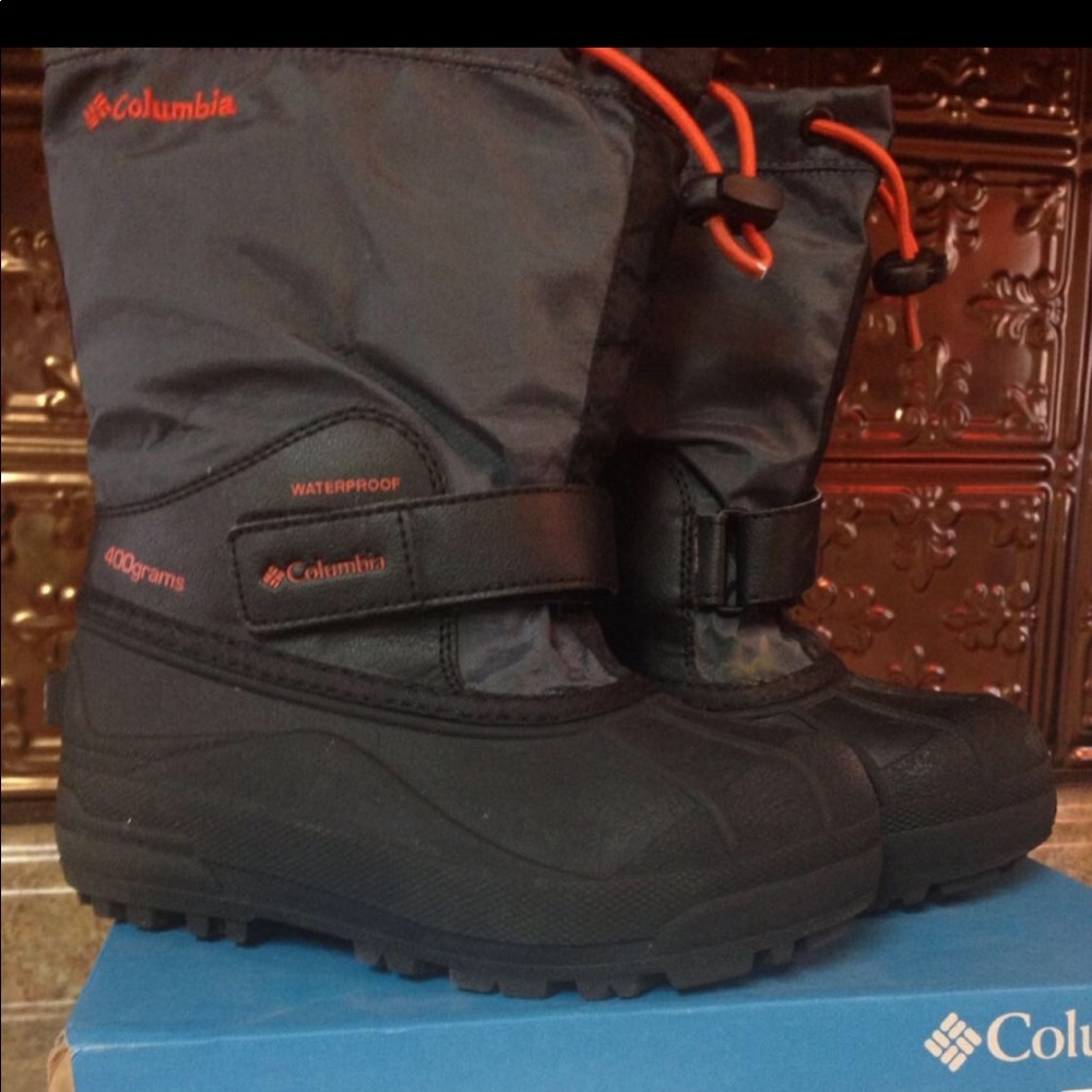 Childrens boys Powder Bug Columbia Brand snow boot